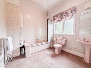 Photo 30- click for photo gallery